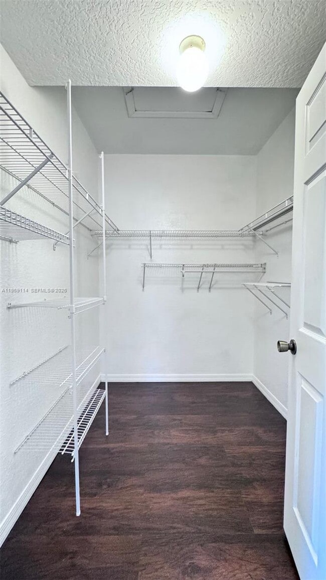 Building Photo - 15245 SW 30th Terrace