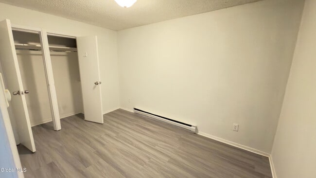 Building Photo - 3132 6th Ave