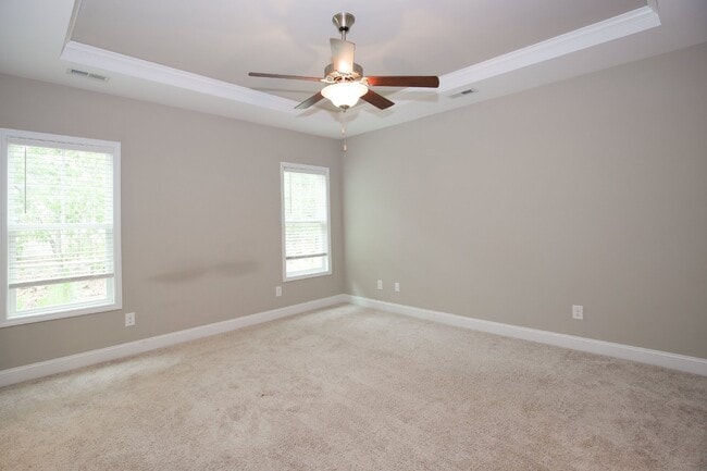Building Photo - Beautiful home in Gated Community of Woodlake