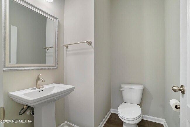 Building Photo - 142 Castro Ct