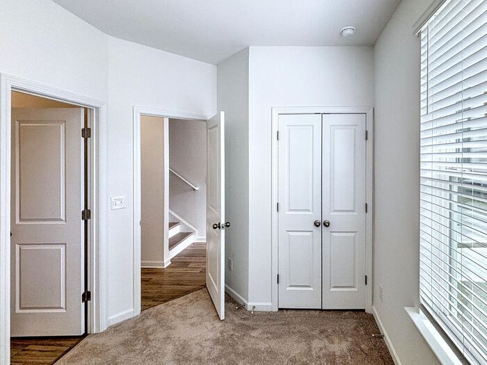 Building Photo - 208 Asbury Oak Ln