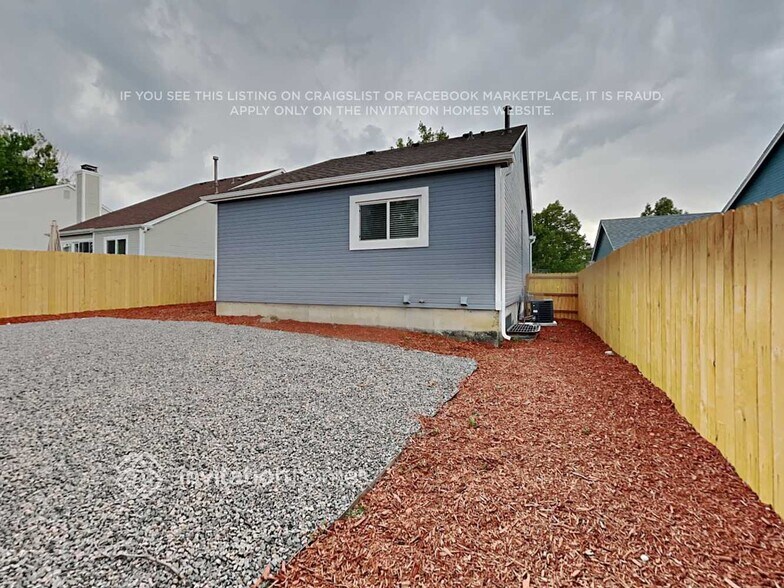 Building Photo - 19857 E Cornell Ave