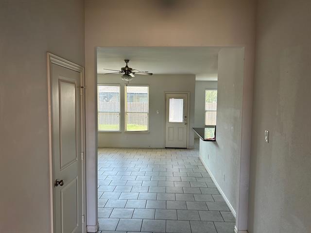 Building Photo - 304 Lead Creek Dr