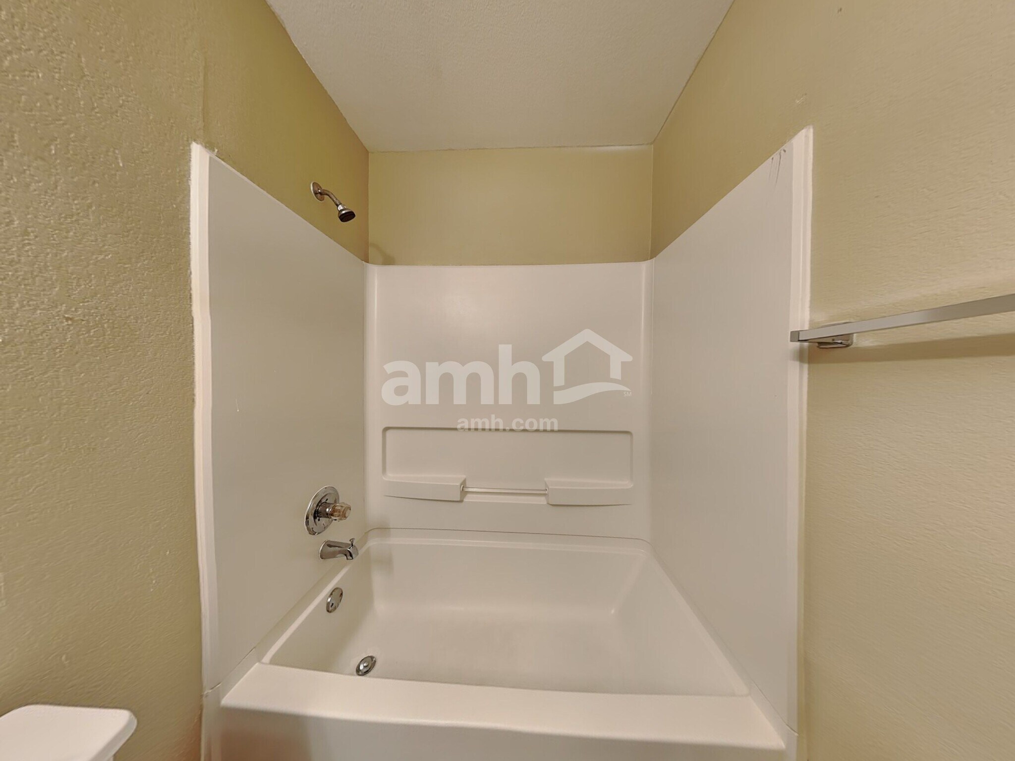 Building Photo - 6733 Doyal Dr