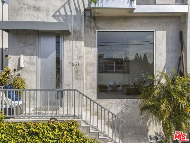Building Photo - 657 Mildred Ave