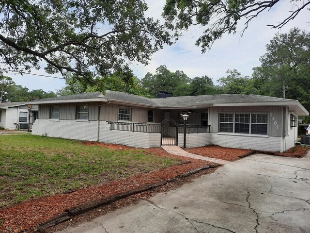 Primary Photo - 2401 53rd Ave W