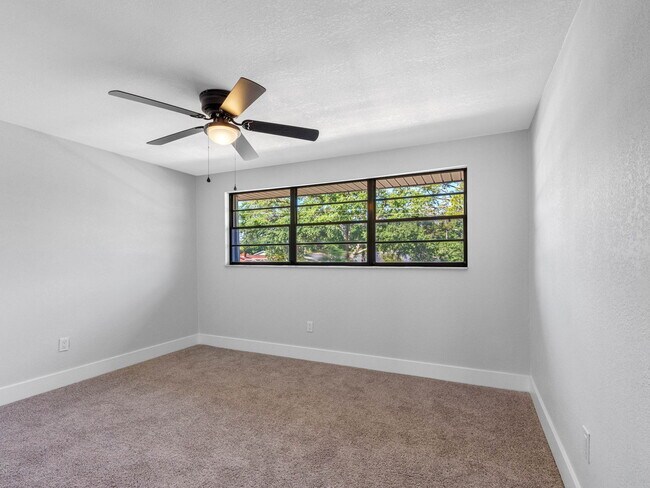 Building Photo - 15307 Summerwind Dr