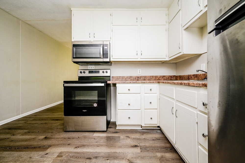 Building Photo - 494 Clara Dr