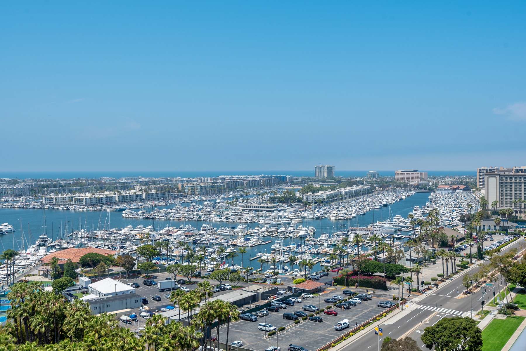Building Photo - 13600 MARINA POINTE Dr