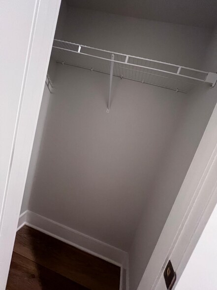 Building Photo - 9486 Pinkman Rd