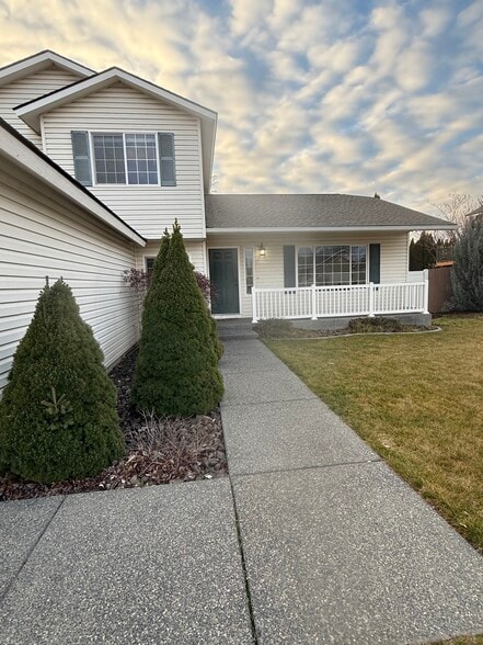 Building Photo - 5312 Bakerloo Ln