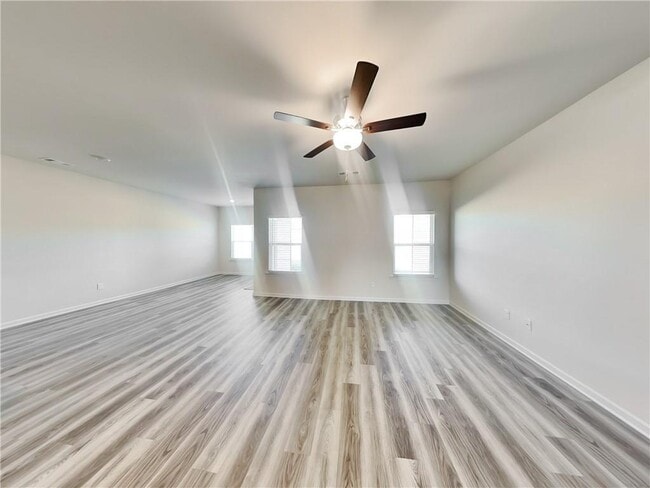 Building Photo - 1150 Amada Dr