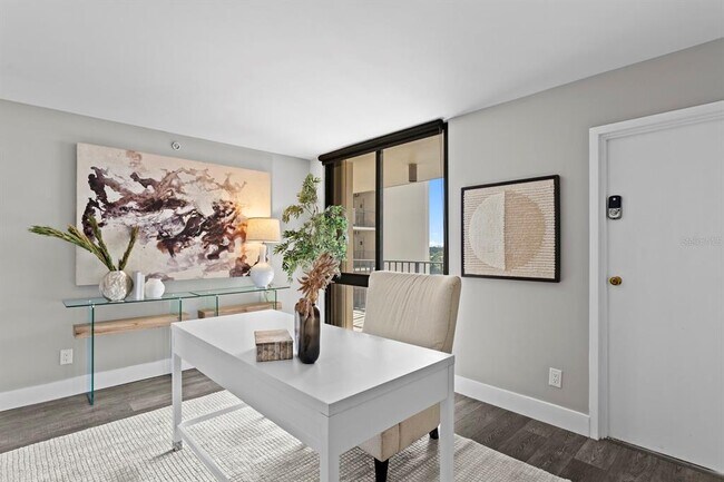 Building Photo - 3301 Bayshore Blvd