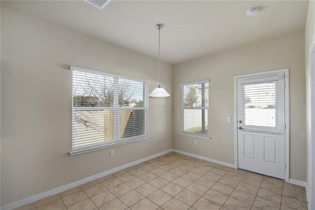 Building Photo - 613 Brashear Ln