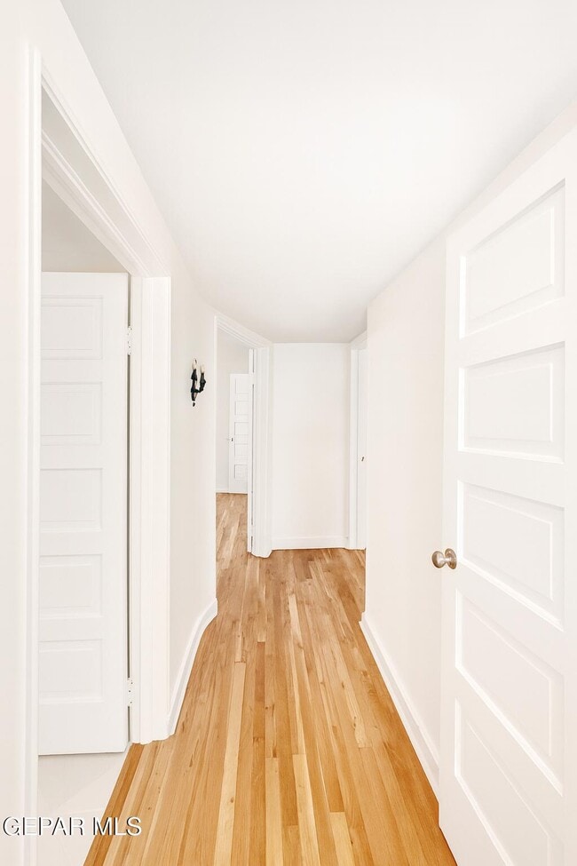 Building Photo - 2211 N Campbell St