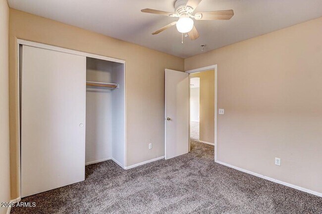 Building Photo - 14916 W Acapulco Ln