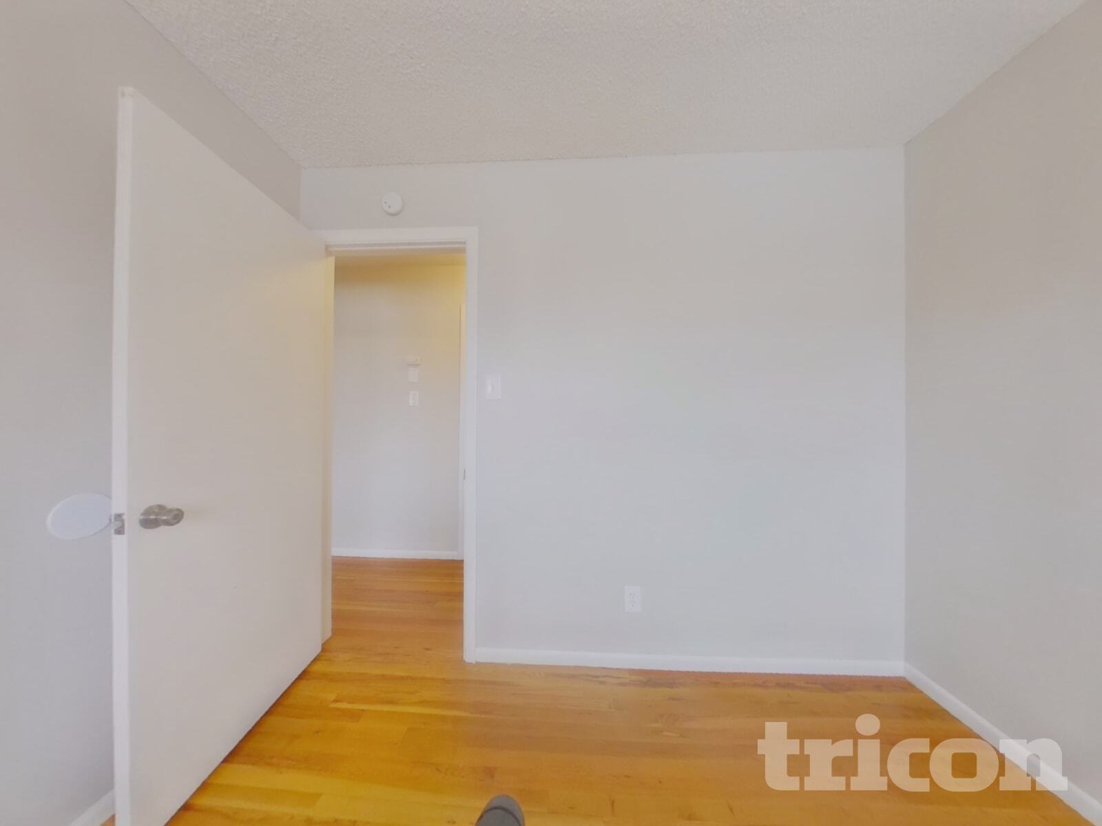 Building Photo - 3459 Rauscher Dr