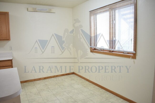 Building Photo - 519 S Colorado Ave