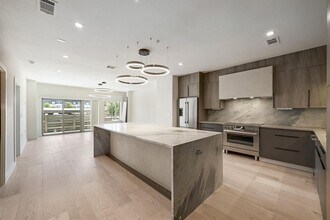 Building Photo - 3600 S Lamar Blvd