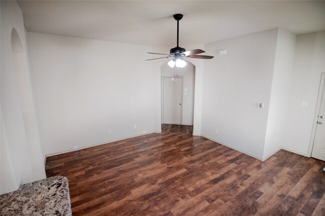 Building Photo - 20514 Chatfield Bend Way