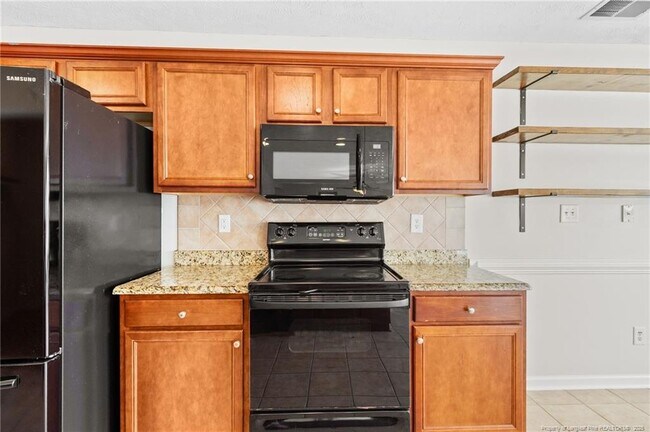 Building Photo - 149 Brightwood Dr