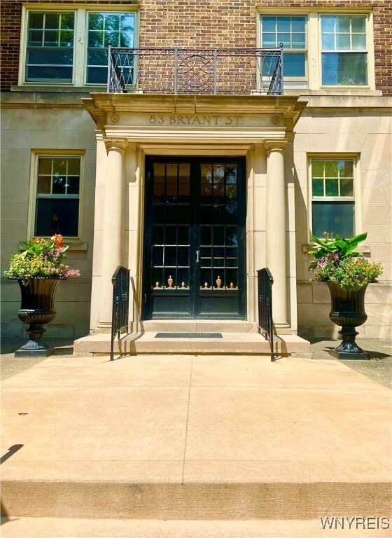 Building Photo - 83 Bryant St
