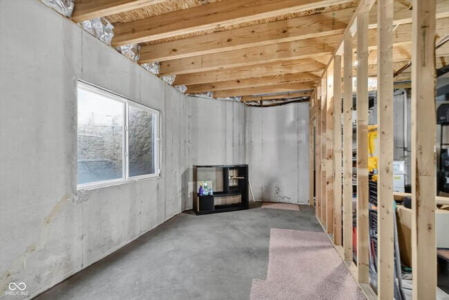 Building Photo - 13636 Falcon Way