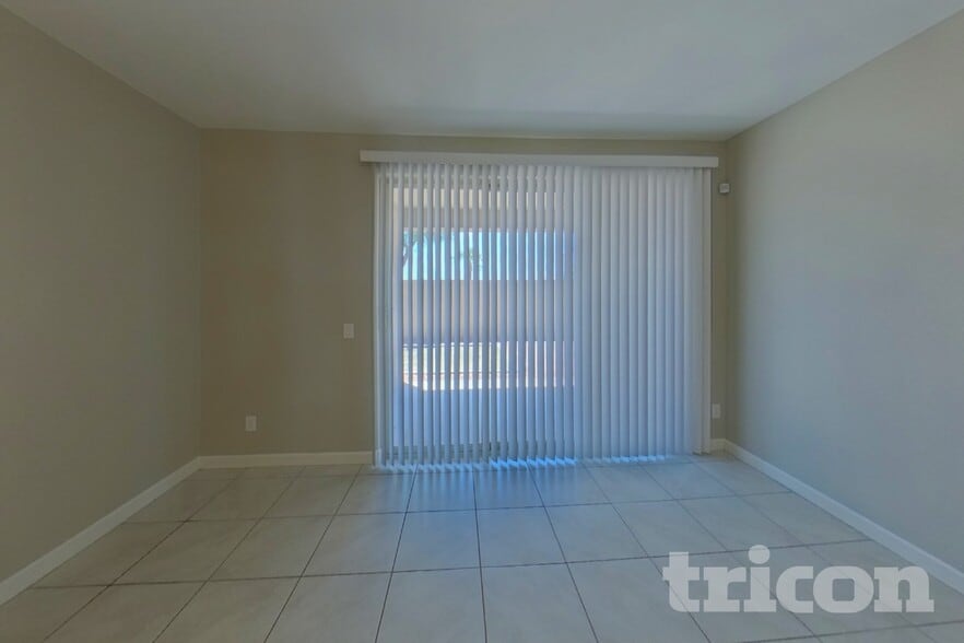 Building Photo - 41287 W Hensley Way