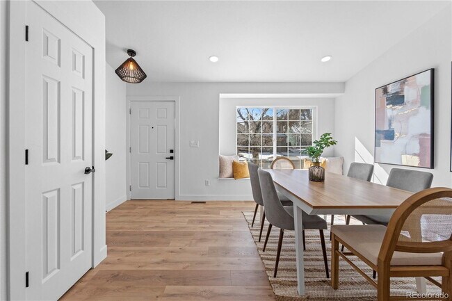 Building Photo - 4865 Apollo Bay Dr