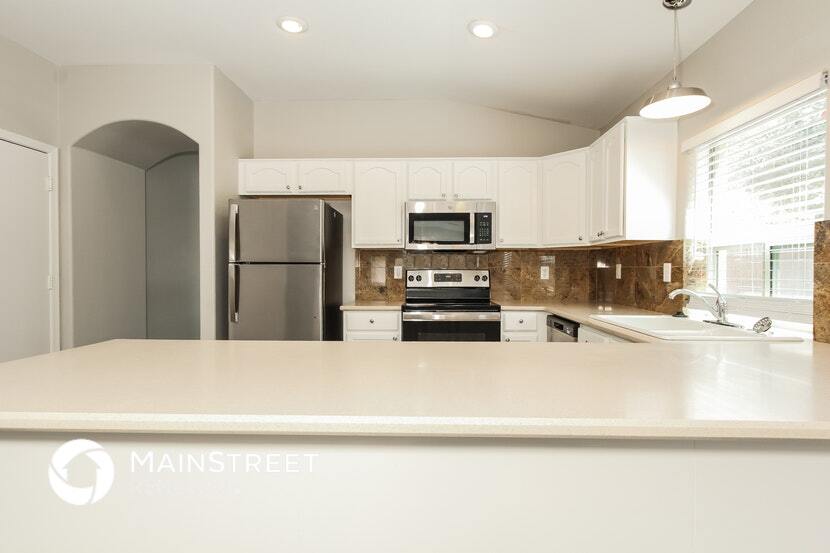 Building Photo - 3224 S 92nd Dr