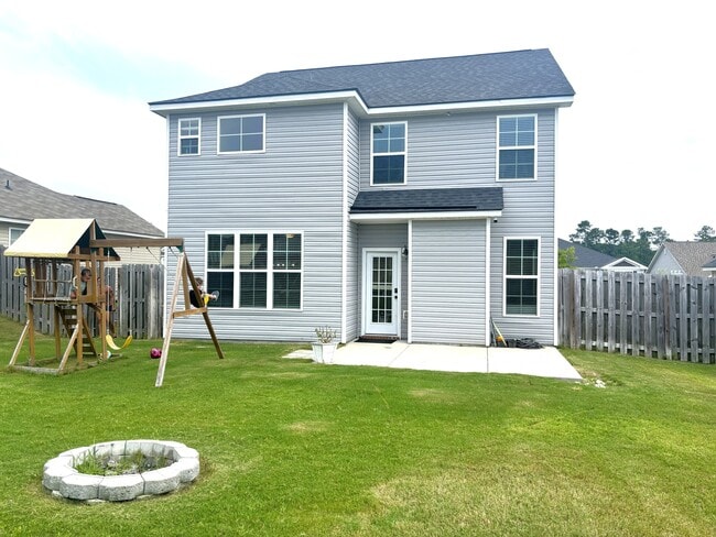 Building Photo - 234 Ducal St
