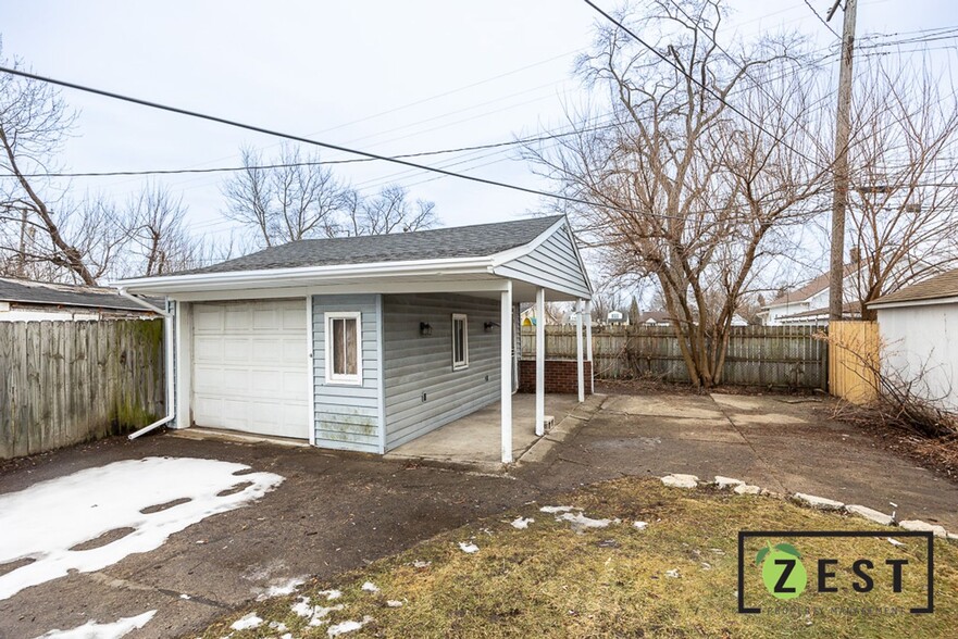 Building Photo - OPEN HOUSE FRIDAY 5/2/25 5-5:30PM!!! WELCO...