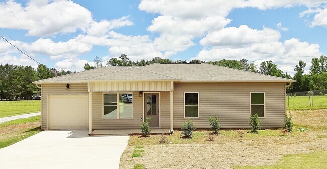 Building Photo - Home for Rent in Vance, AL... Available to...