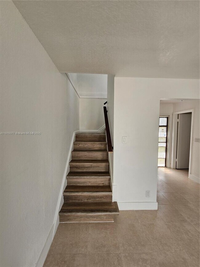 Building Photo - 2217 NW 59th Wy