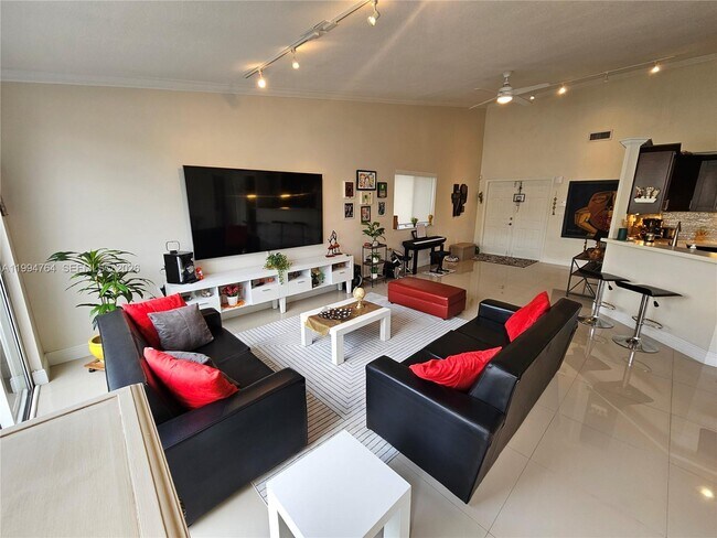 Building Photo - 4523 NW 98th Ave