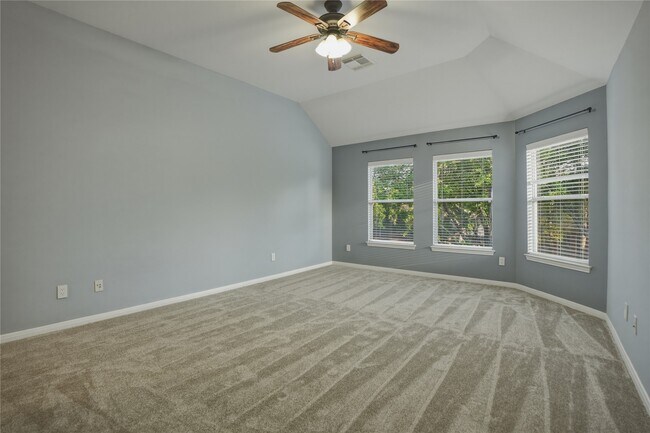 Building Photo - 2302 Marblecrest Ln