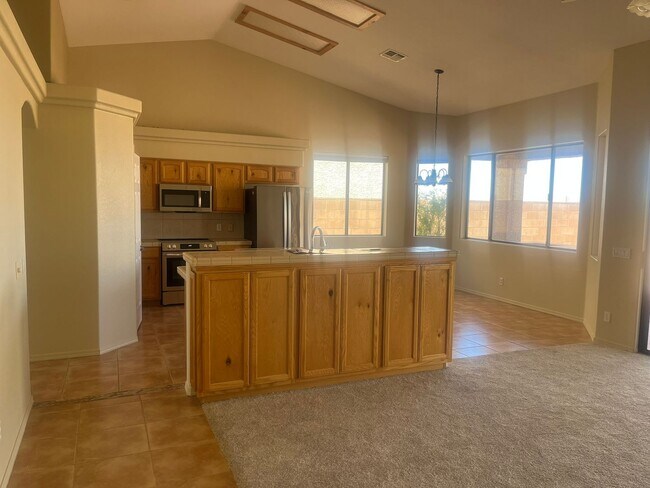 Building Photo - Beautiful Home In Sun Lakes Village