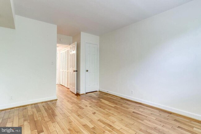 Building Photo - 4906 30th St S