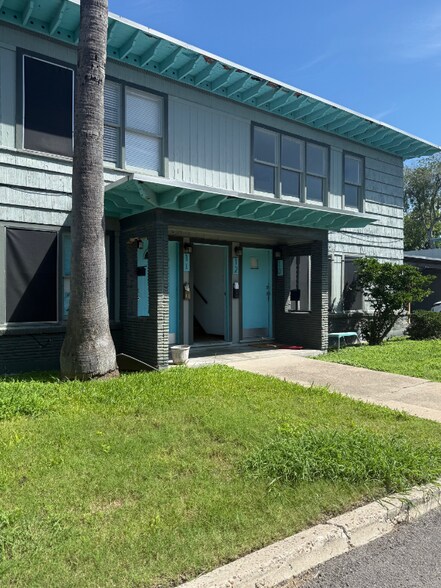 Primary Photo - 3120 Santa Fe St