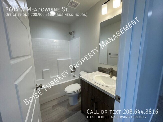 Building Photo - 3604 W Meadowpine St