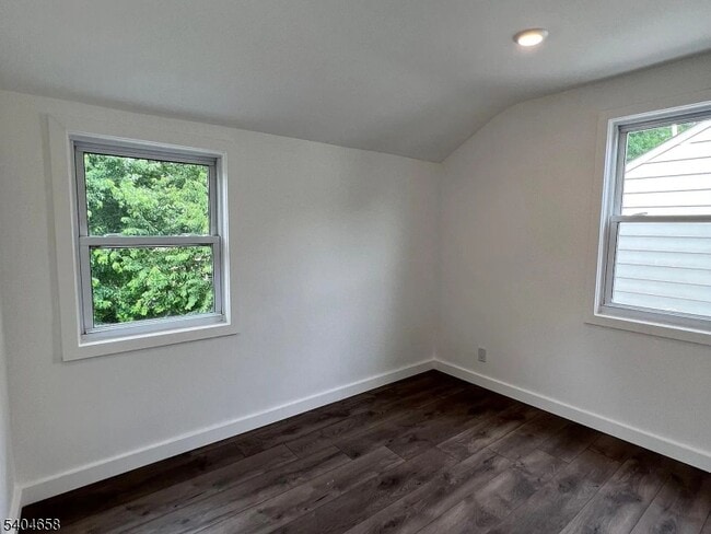 Building Photo - 73 MacArthur Ave