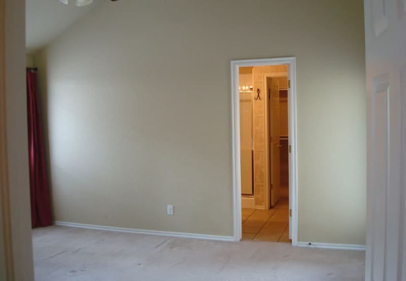 Building Photo - 18204 Willow Oak Ln