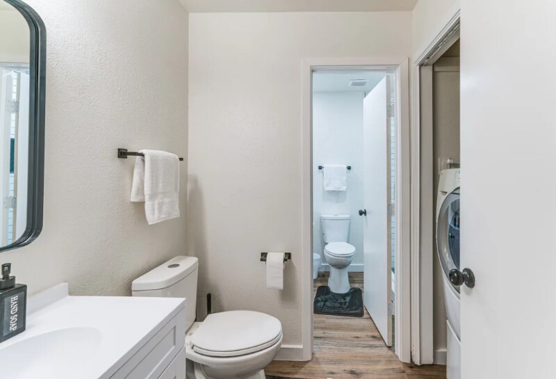 Building Photo - 2912 Pegasus Dr