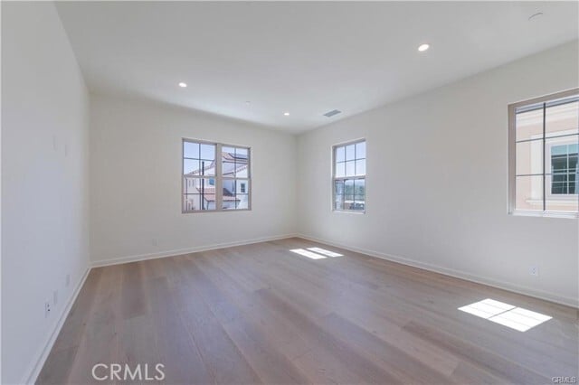 Building Photo - 113 Escala