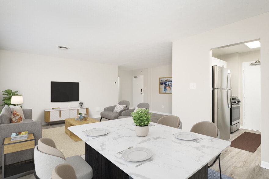 Building Photo - Cortland on Adams