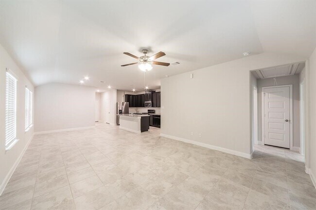 Building Photo - 24907 Prairie Briar Cir