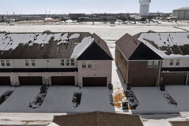 Building Photo - 1030 Bristleleaf Wy