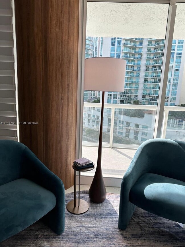 Building Photo - 16400 Collins Ave