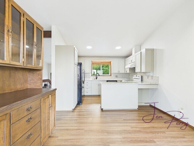 Building Photo - 3019 I Ave