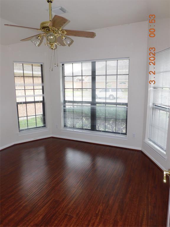 Building Photo - 4930 Julia Ct